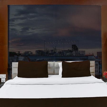 Hotel Super Collection O Railway Station Road Near Clock Tower Ludhiana Zewnętrze zdjęcie